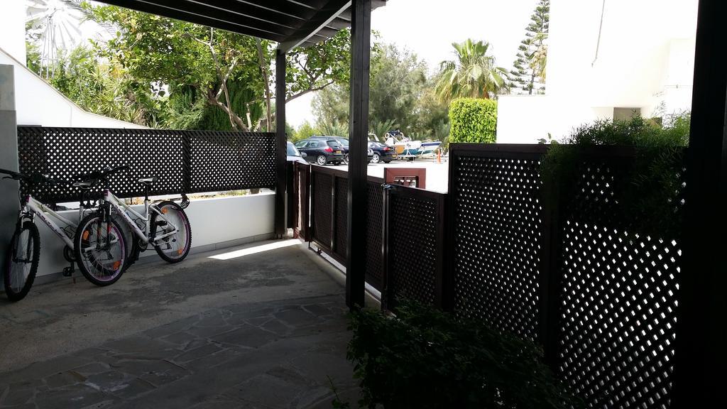 Yialos Holiday Apartments Periwolia Pokój zdjęcie