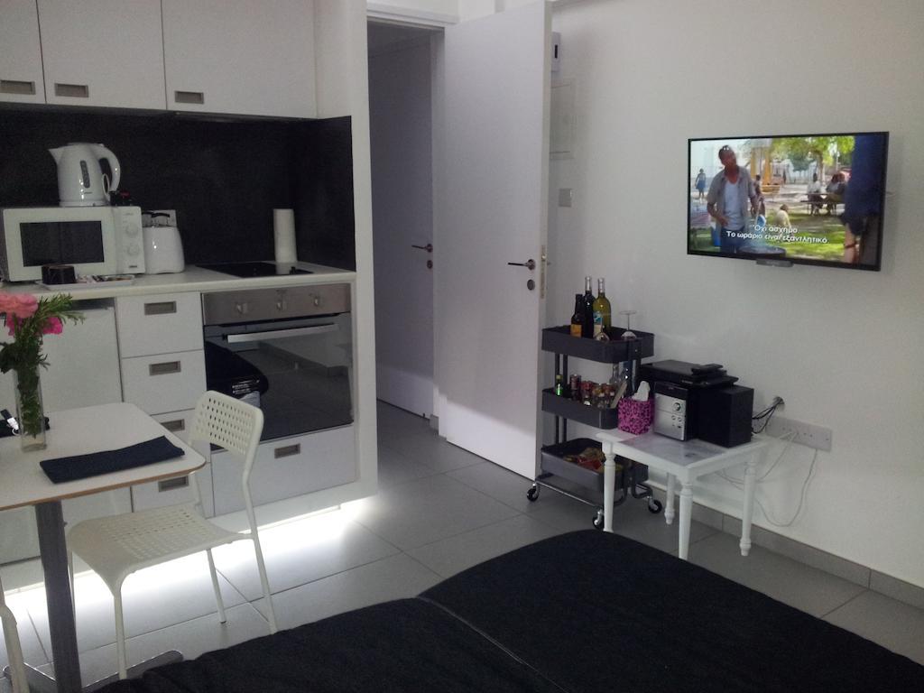Yialos Holiday Apartments Periwolia Pokój zdjęcie