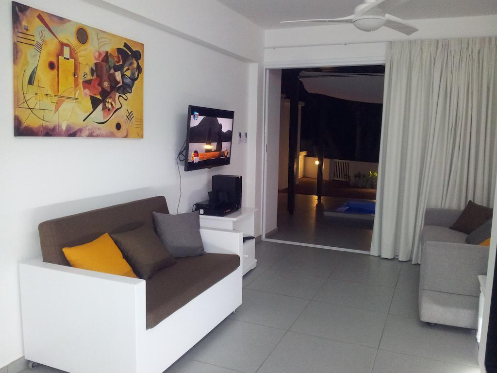 Yialos Holiday Apartments Periwolia Pokój zdjęcie
