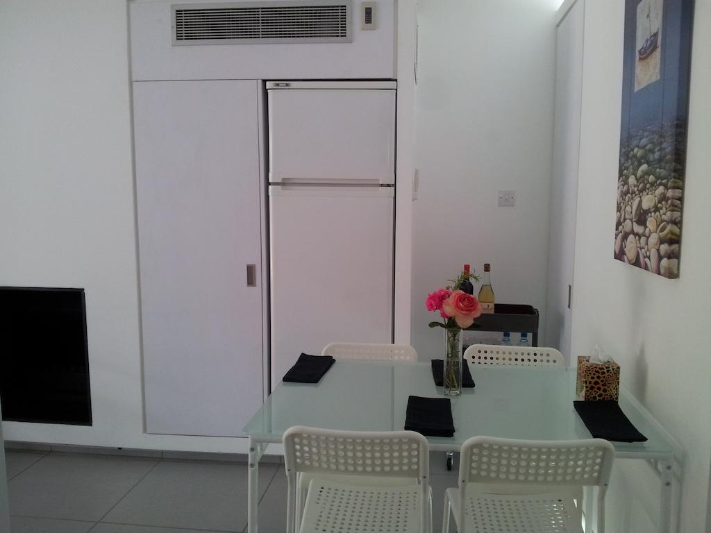 Yialos Holiday Apartments Periwolia Pokój zdjęcie